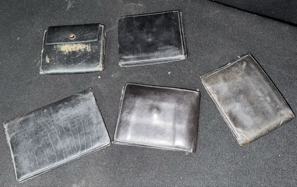 5 carteiras de homem em pele