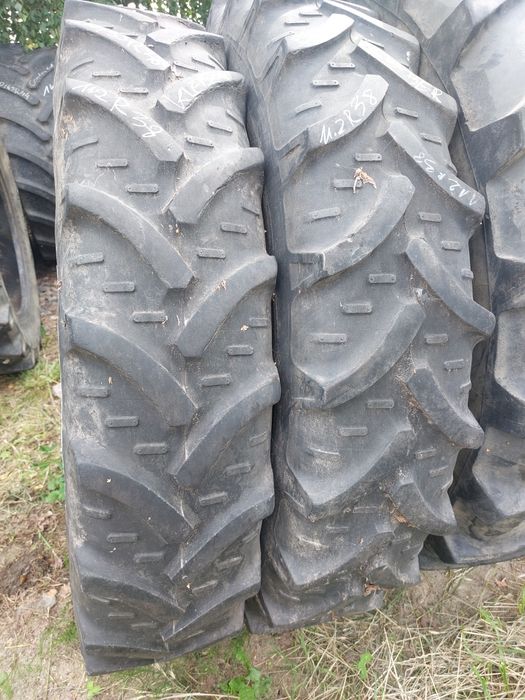 270/95R38 (11.2R38 ) Kleber opony używane rolnicze para