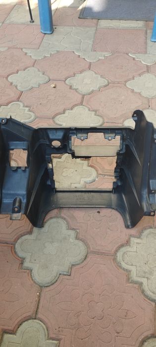 Бардачок Toyota camri 1988