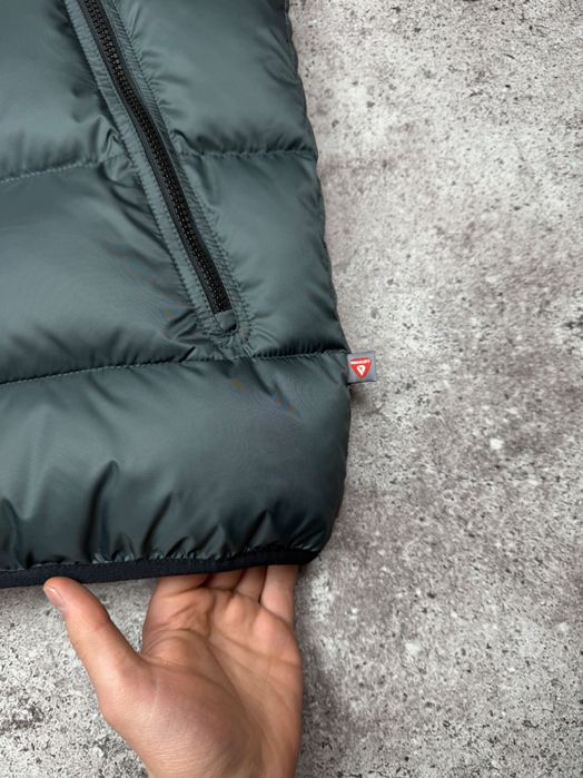 Жилетка Nike NSW Windrunner безрукавка найк