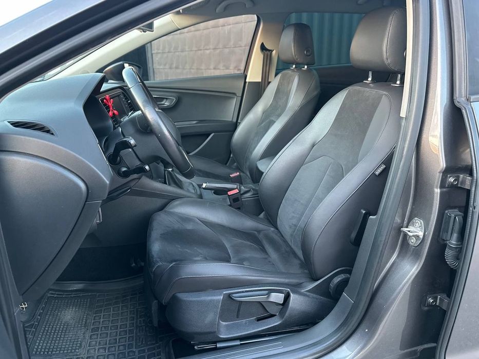 Seat Leon 2014  року, 1.6 дизель, механіка, передній привід, 323т.км