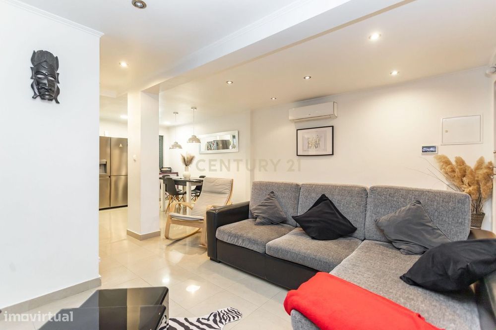 Moradia T3 com Barbecue e Aproveitamento em Almada