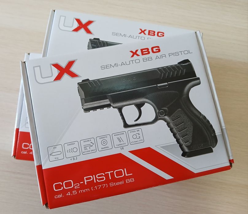Pistola Umarex CO2 Semi-Automática Vários Acessórios