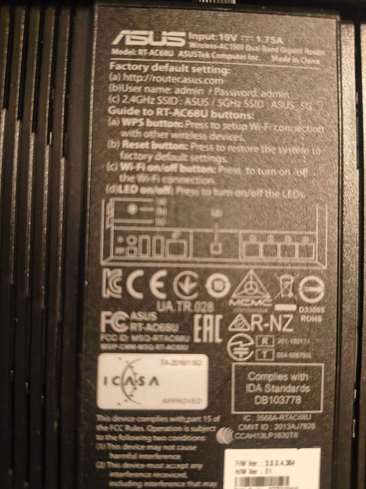 Router Asus RT-AC68U