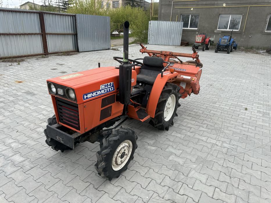 Японський трактор Hinomoto C144