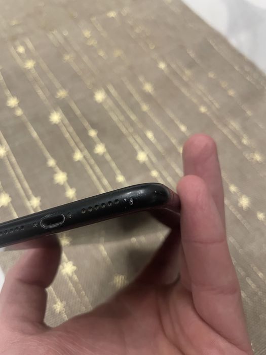 Продам iPhone XR 128 GB