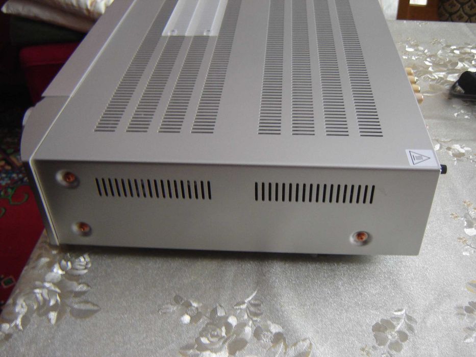 Wzmacniacz Marantz PM6007