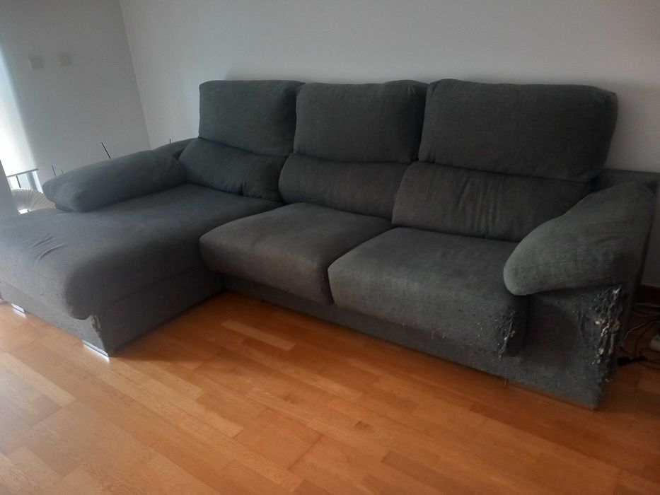 Sofa canto cinzento usado