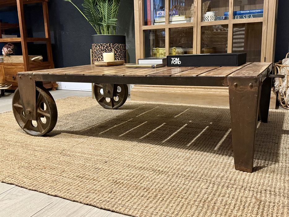 mesa centro apoio industrial ferro madeira area design rustica