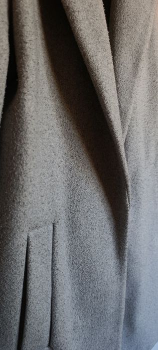 Siwy płaszczyk Stradivarius