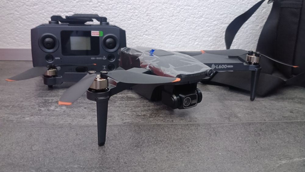 Новий !!!   L600 PRO 4K HD квадрокоптер