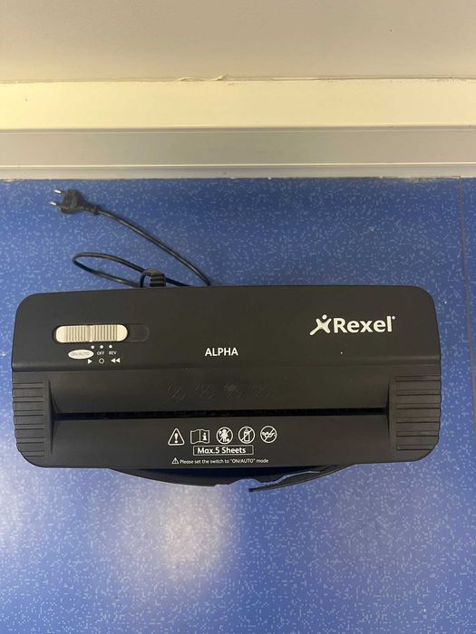 Triturador de papel Rexel Alpha – em excelente estado