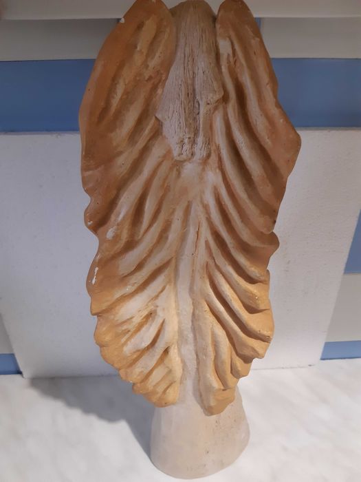 Figura Anioł z różą rękodzieło 46cm