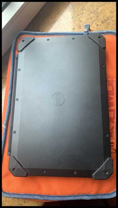 Pancerny Tablet DELL 7212 RUGGED