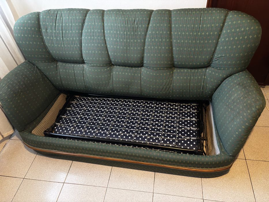 Sofá cama em bom estado