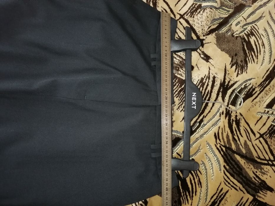 Класична спідниця Next 10t - маст хев сезону!