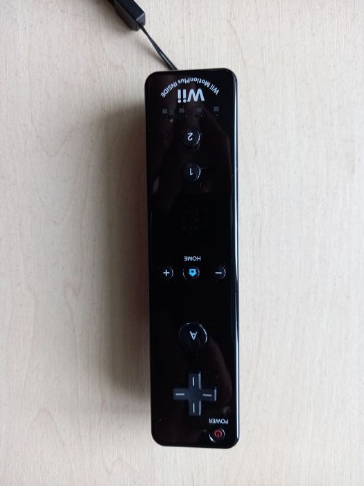 Контролер джойстик Nintendo Wii Remote Plus