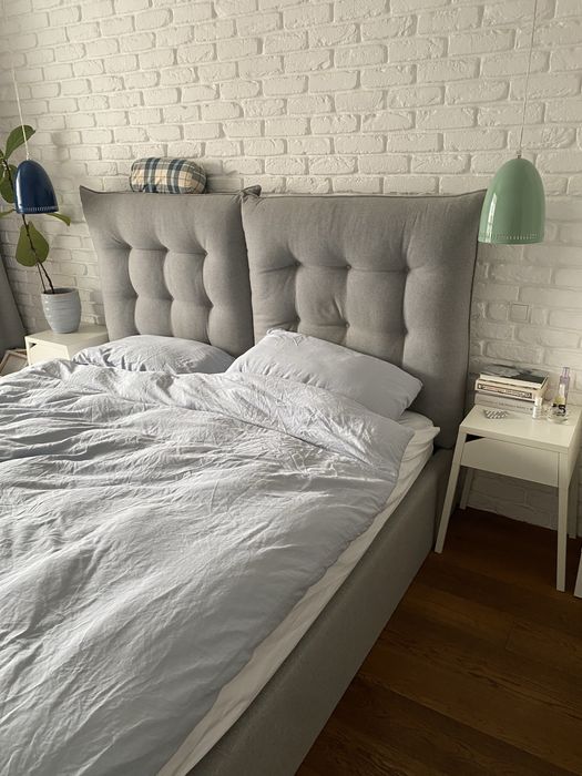 Tanio! Łóżko 180 x 200 z materacem i pokrowcem