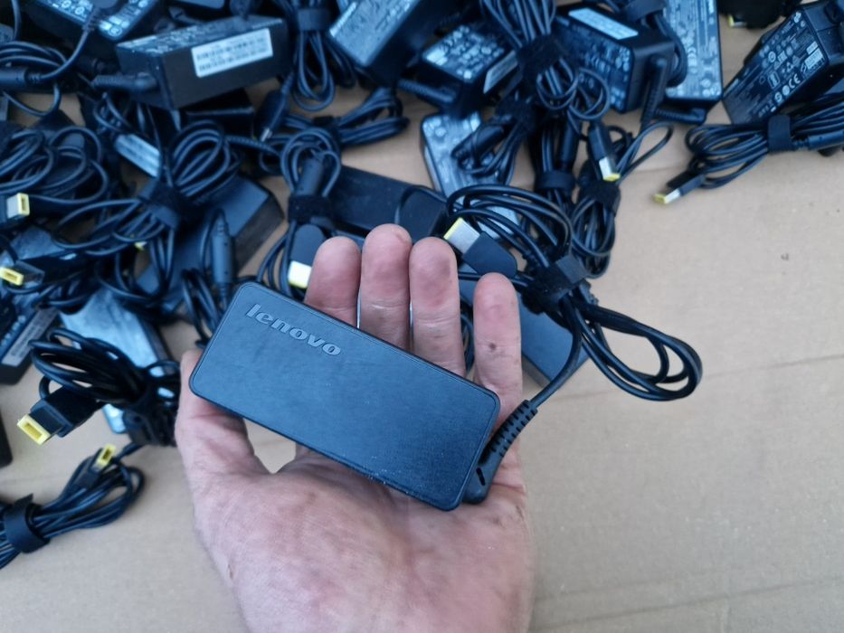 Зарядне Lenovo,  зарядка леново,  блок живлення, зарядне для ноутбука