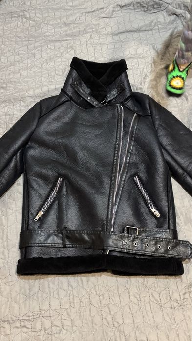 Жіноча чорна  зимова дубльонка