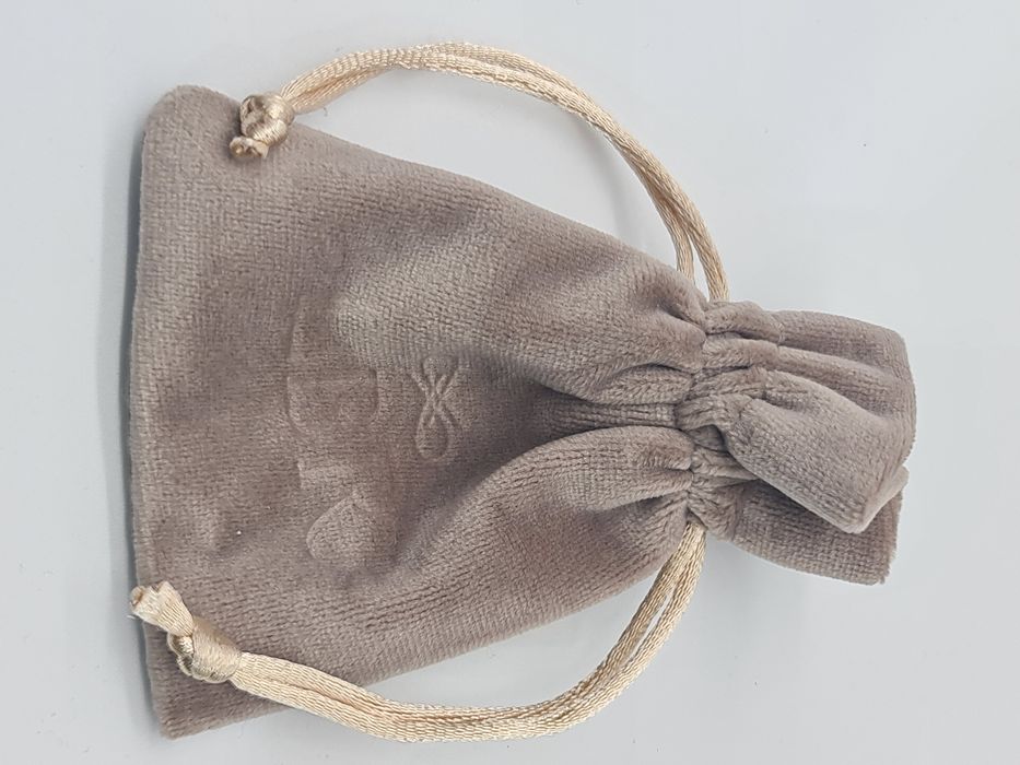 Anel entrelaçado prata para senhora