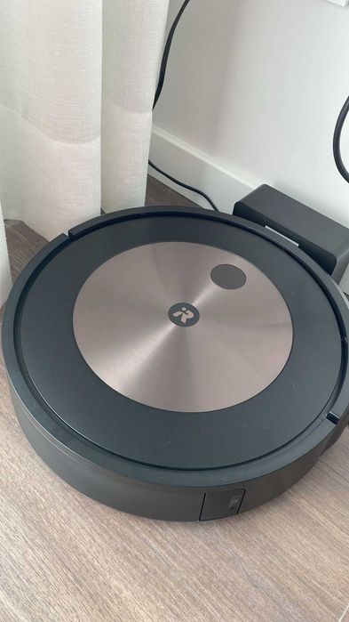 iRobot Roomba J7