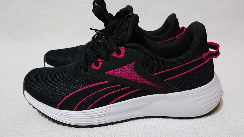 Женские кроссовки Reebok 38 39 рибок кросовки жіночі кросівки рібок