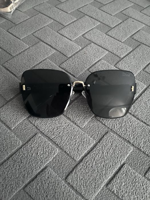 Продам очки солнцезащитные