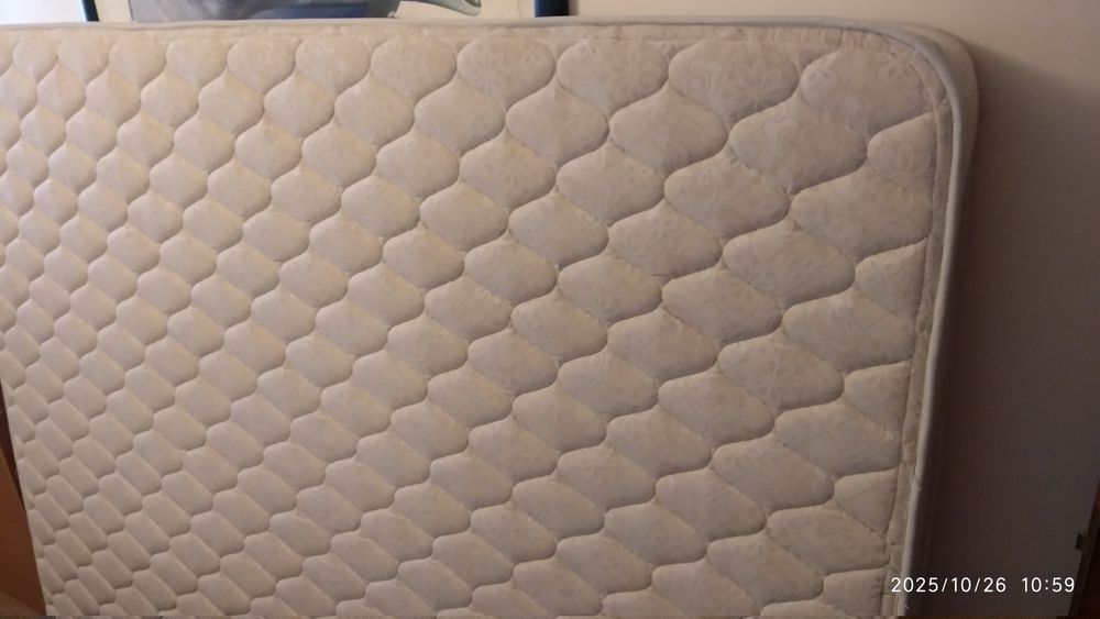 Colchão de casal pouco usado 1,60x1,95cm