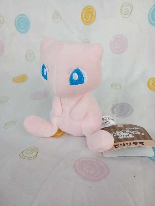 Pokémon peluche mew