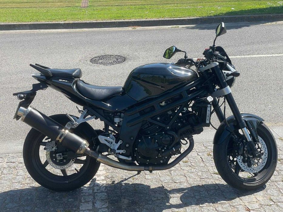 HYOSUNG 650 i GT Impecável