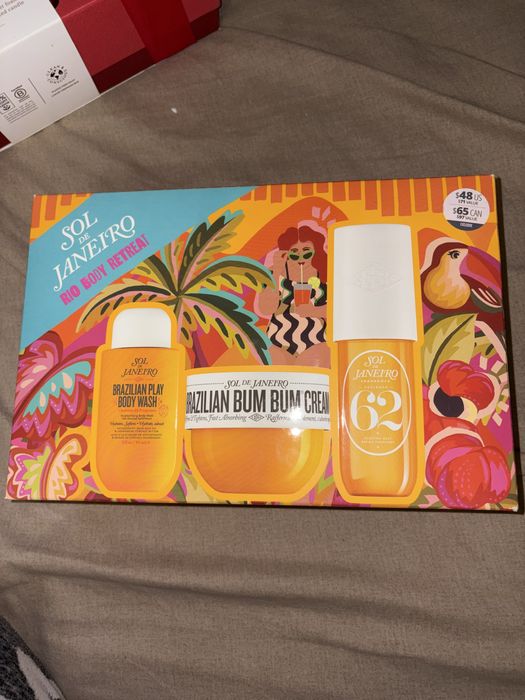 Набір sol de janeiro