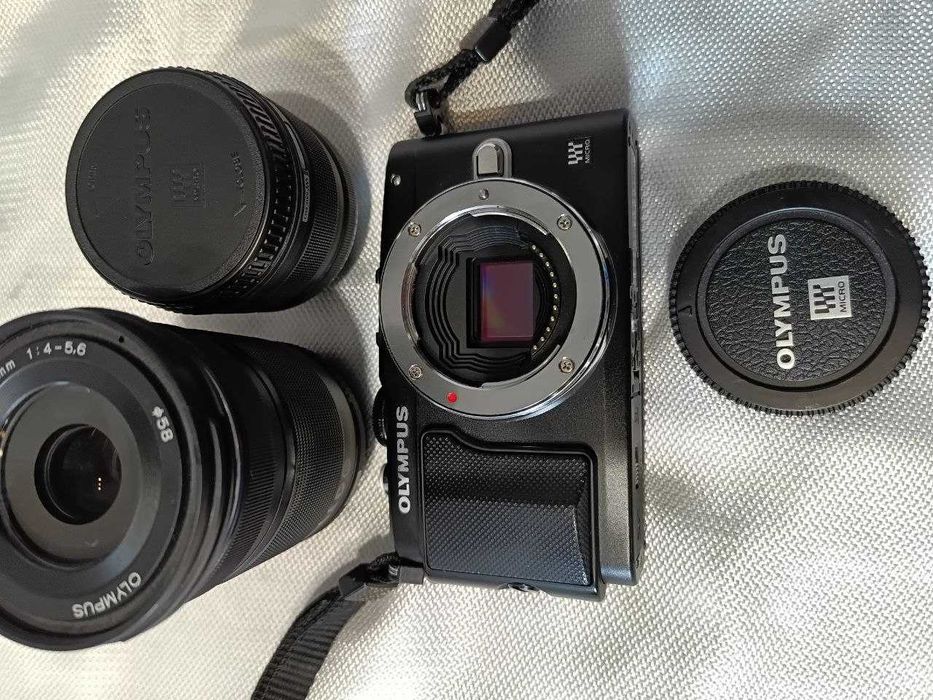 Фотоапарат Olympus PEN E-PL5 kit 40-150 мм, обьектив 14-42 мм, сумка
