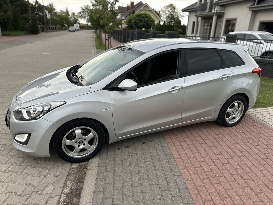 Hyundai i30 1,6 diesel alu klima led