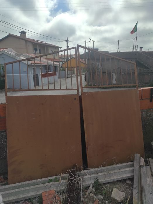 Vendo Portão Usado