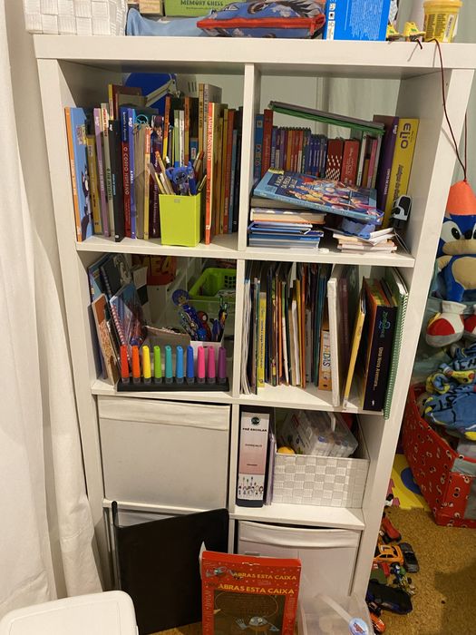 Estantes Kallax Ikea brancas