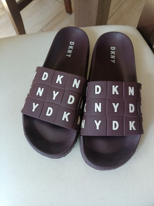Klapki DKNY rozmiar 39