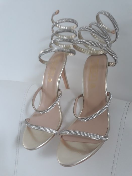 Buty na wysokim obcasie