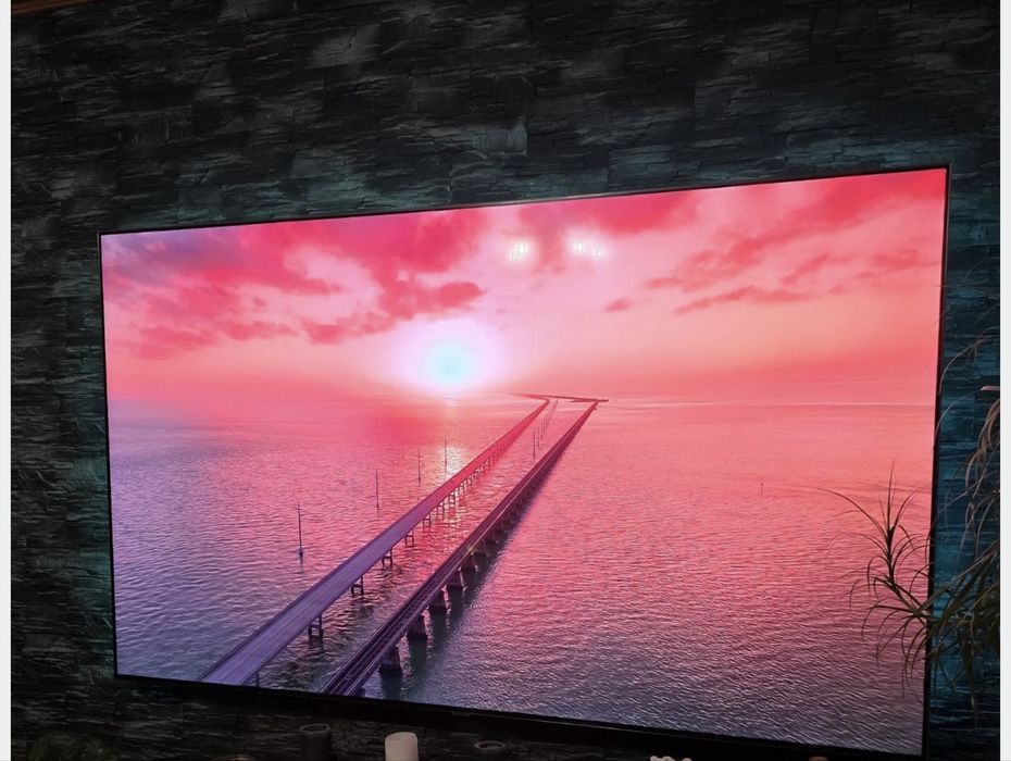 Samsung 85 cali Qled Q80AA85TV