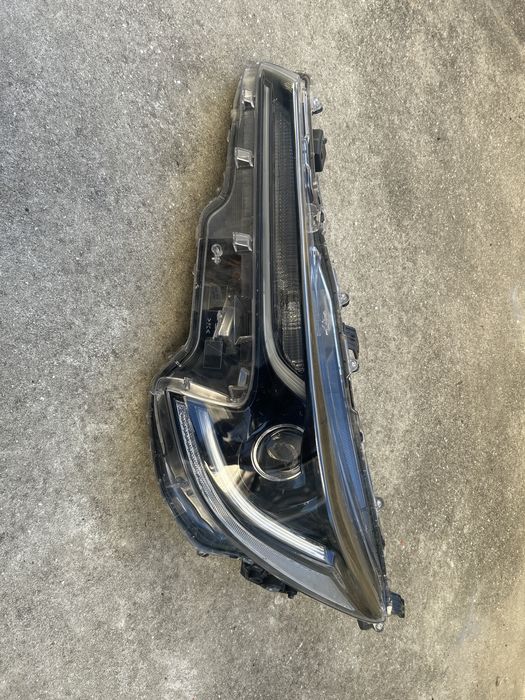 Farol principal toyota