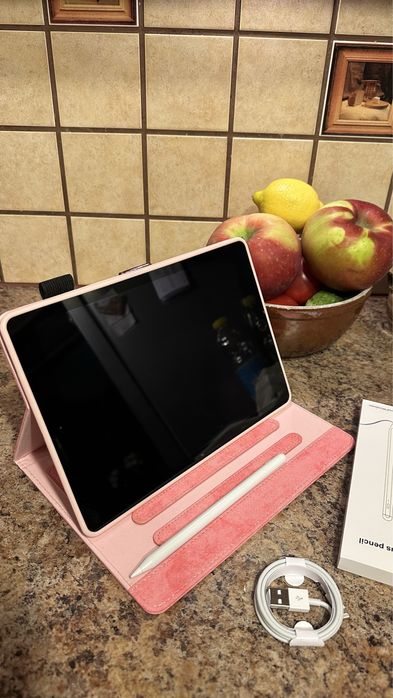 Tablet iPad Apple Retina 10” + nowe etui + nowy kabel