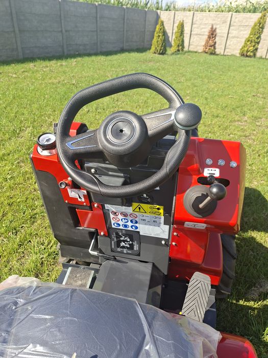 DOMET DM-130 mini ładowarka 350 kg | 18,5 kW | NOWA | gwarancja
