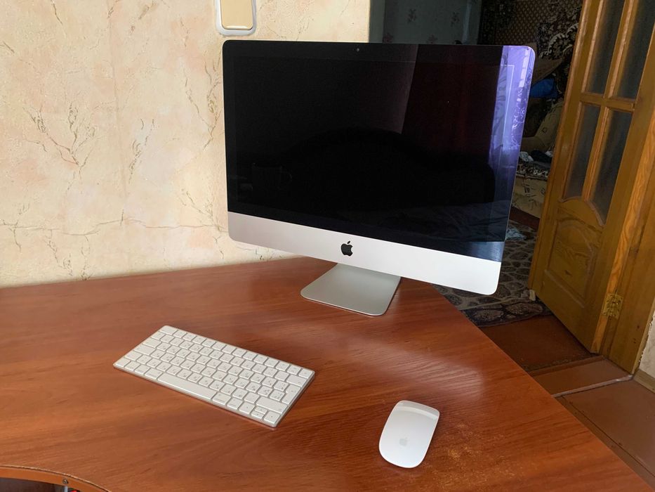 Компьютер. iMac 21.5" (16GB RAM, 1TB HDD)