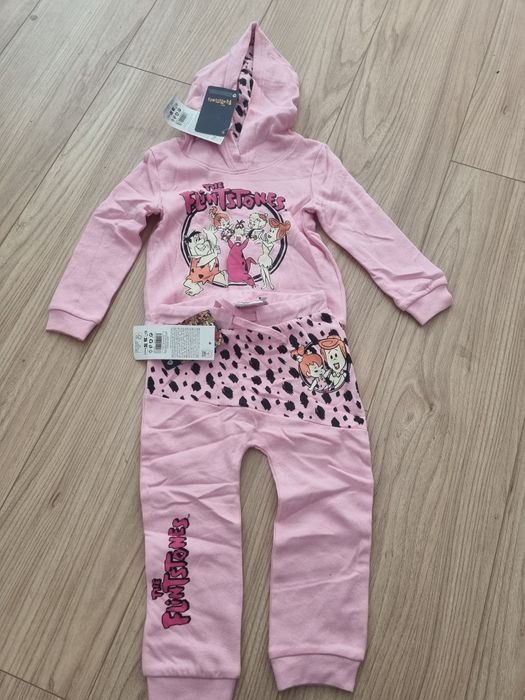 Dres nowy dla dziewczynki 92