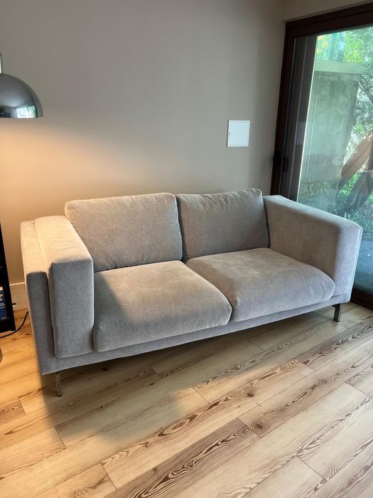 Sofá cinzento 200 cm muito confortável