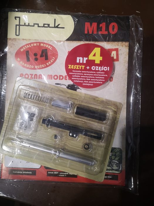 Model Junak M10 nr 4
