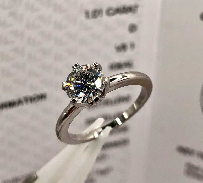 Кольцо белое золото бриллиант 1.01 ct сертификат
