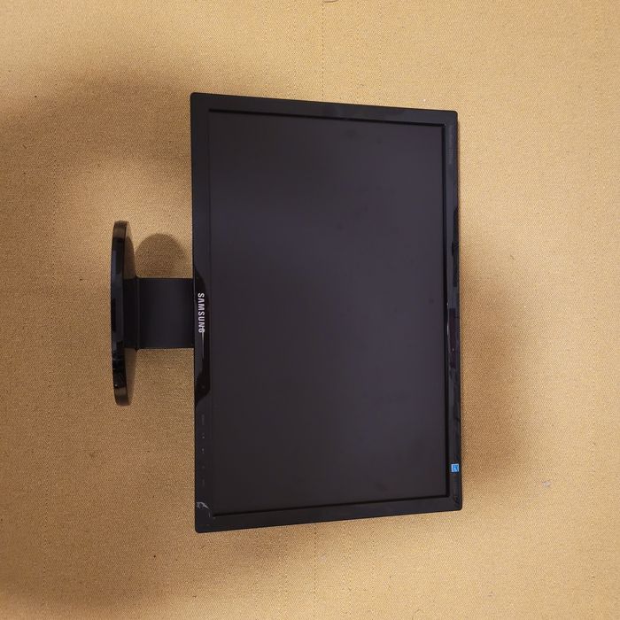 Monitor Samsung 2243LNX