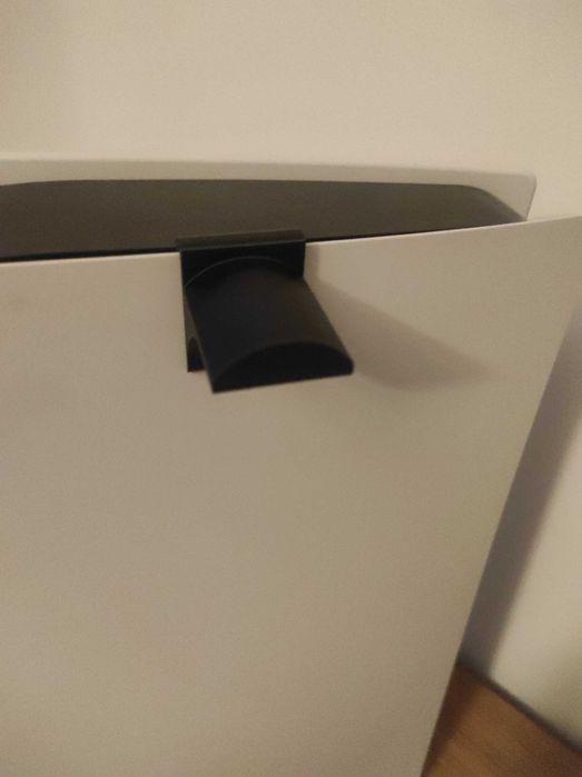 Suporte para Fones PS5 – Design Perfeito e Discreto!