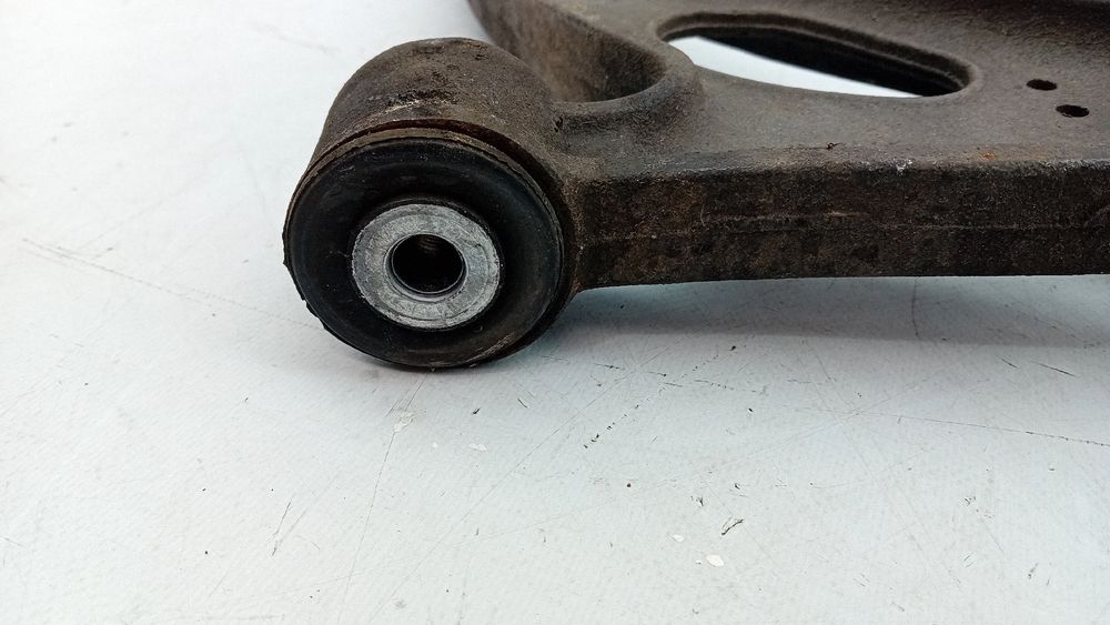 Braço de suspensão frente direito AUDI A3 (8P1)